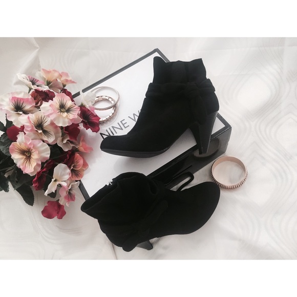 Nine West Shoes - ⚫️ Black Nine West Boot Heels ⚪️